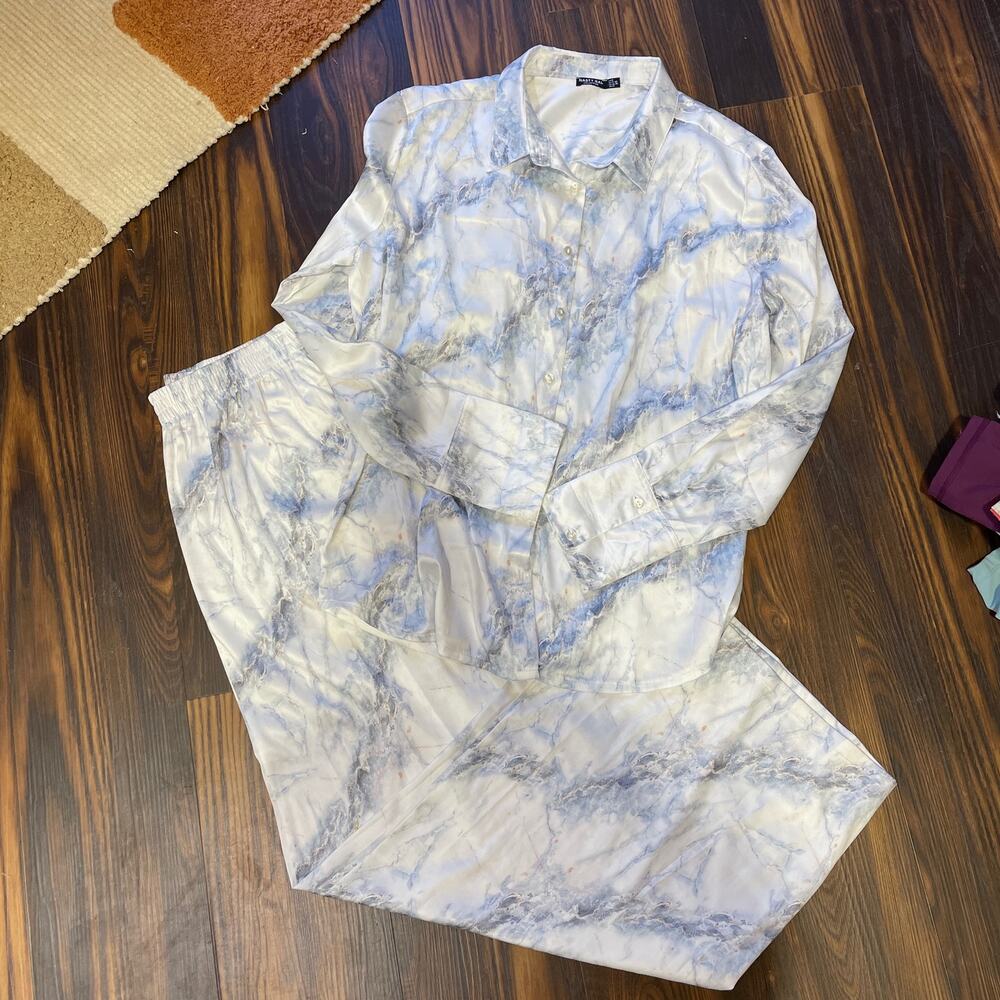 Nasty Gal Marble Print Satin Pajama Shirt & Pants Set Top Size 8 Pants M
